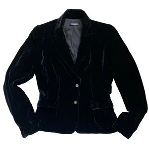 Tahari velvet blazer
